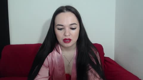 Laura online show from December 2024 02:01:02 AM