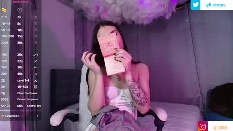 Snapshot of lylita_moon chatting on November 2025 03:34:01 AM Littl online show from November 2025 03:34:01 AM