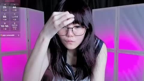 Suki online show from February 2025 08:37:01 PM