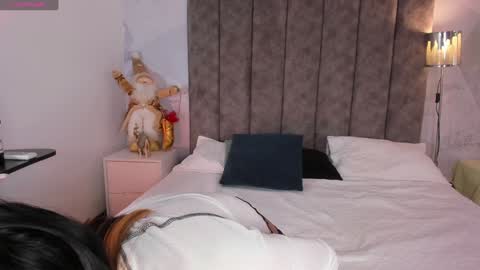Lyxi online show from January 2025 11:26:01 AM