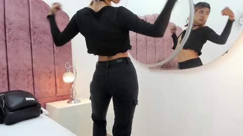 Lyxi online show from February 2025 06:09:02 PM