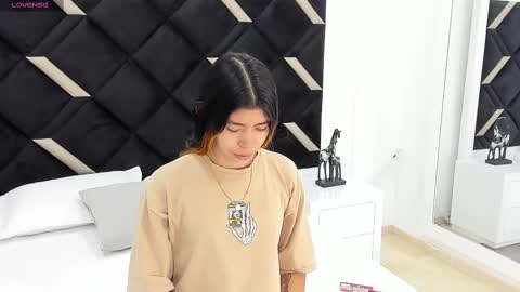Lyxi online show from September 2025 11:37:02 AM