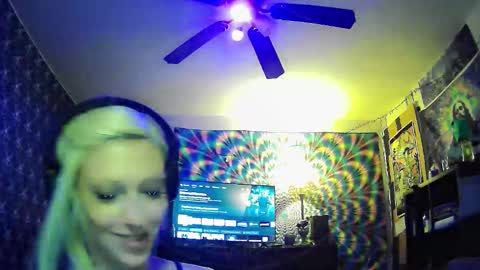 Snapshot of madame_lucifer chatting on October 2025 10:44:01 AM Madame Lucifer online show from October 2025 10:44:01 AM