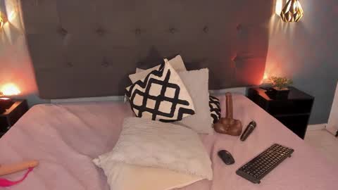 Madison Smith online show from December 2024 04:06:01 AM