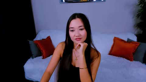 magic_phoenix online show from February 2025 01:29:01 PM