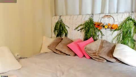 Snapshot of malisha_kiss chatting on November 2025 09:11:01 AM Masha online show from November 2025 09:11:01 AM