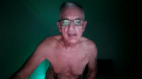 Snapshot of malkie55 chatting on October 2025 01:52:02 AM malkie55 online show from October 2025 01:52:02 AM