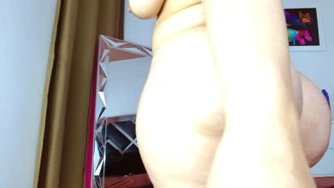 Manuela online show from January 2025 08:31:02 PM