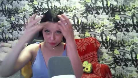 Snapshot of marble_kitten chatting on December 2025 11:28:02 AM marble_kitten online show from December 2025 11:28:02 AM