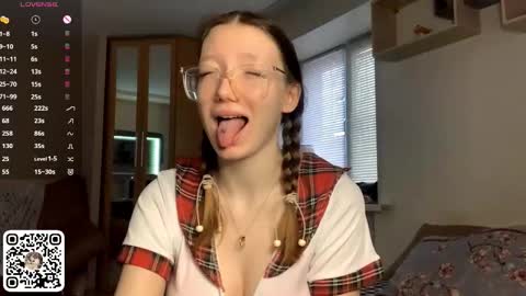 Alisa online show from December 2025 08:45:01 AM