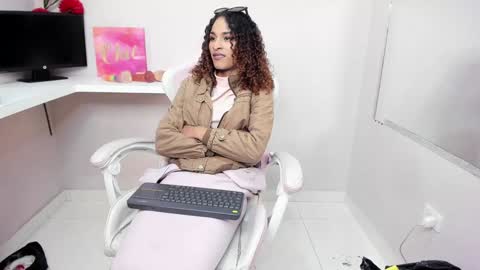 Snapshot of marfilastrom chatting on December 2024 09:13:02 AM marfilastrom online show from December 2024 09:13:02 AM