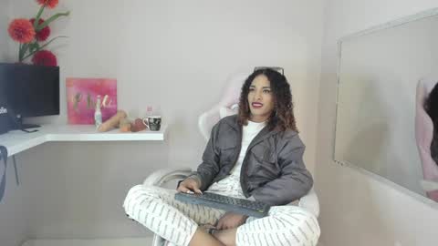 Snapshot of marfilastrom chatting on January 2025 07:15:02 AM marfilastrom online show from January 2025 07:15:02 AM