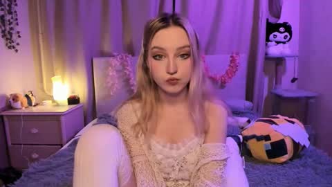 Snapshot of margorozentals chatting on November 2025 05:44:01 PM Margo online show from November 2025 05:44:01 PM