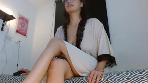 Snapshot of mariamcalad chatting on January 2025 04:05:01 AM Mariam Calad online show from January 2025 04:05:01 AM