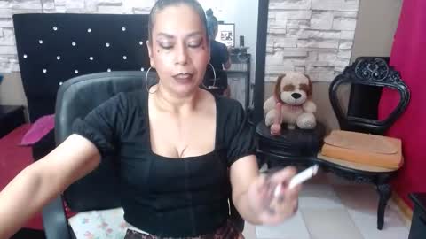 Snapshot of mariana_night chatting on November 2025 05:28:02 AM mariana_night online show from November 2025 05:28:02 AM