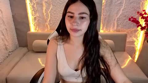 Mariana  online show from September 2025 01:02:01 PM