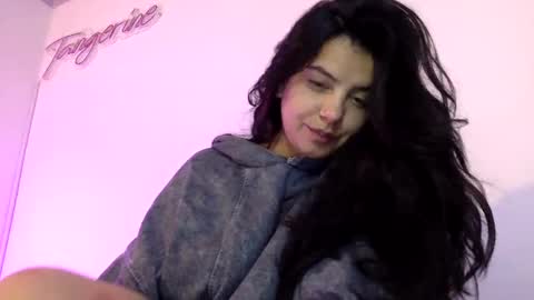 Mariasol online show from December 2024 07:00:01 AM