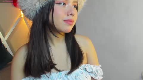 Viviana online show from February 2025 06:28:01 AM