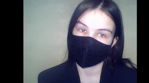 Dita online show from February 2025 01:40:01 PM