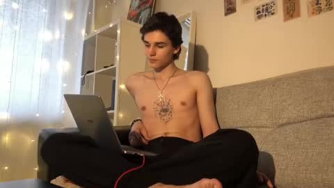 Snapshot of mark_romal chatting on October 2025 12:30:01 PM Mark online show from October 2025 12:30:01 PM