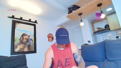 Snapshot of marko_toro__ chatting on October 2025 07:15:02 PM Sebastian online show from October 2025 07:15:02 PM