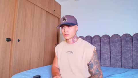 Snapshot of marko_toro__ chatting on November 2025 09:47:01 PM Sebastian online show from November 2025 09:47:01 PM