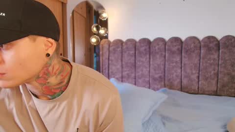 Snapshot of marko_toro__ chatting on November 2025 05:08:02 AM Sebastian online show from November 2025 05:08:02 AM