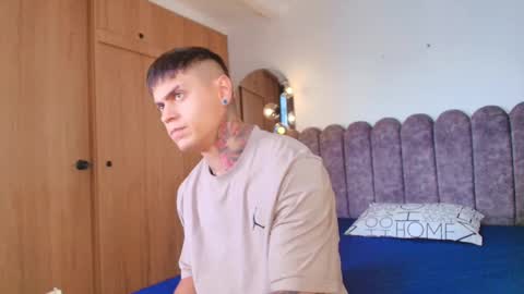 Snapshot of marko_toro__ chatting on December 2025 08:48:02 PM Sebastian online show from December 2025 08:48:02 PM