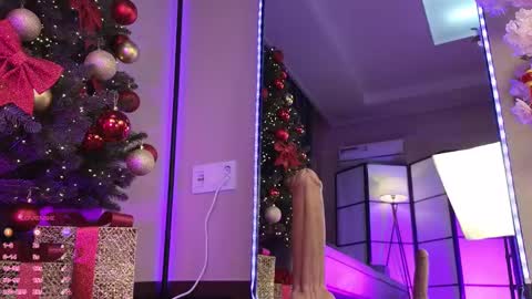 Mary online show from December 2024 04:38:02 AM