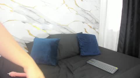 Martina  online show from February 2025 12:59:01 PM