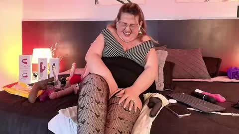 Martina Caicedo online show from February 2025 04:01:02 PM