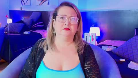 Martina Caicedo online show from March 2025 12:42:02 PM