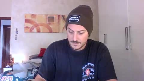 Snapshot of matteushh87 chatting on November 2025 09:09:01 AM matteushh87 online show from November 2025 09:09:01 AM