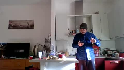 Snapshot of matteushh87 chatting on December 2025 10:57:02 AM matteushh87 online show from December 2025 10:57:02 AM