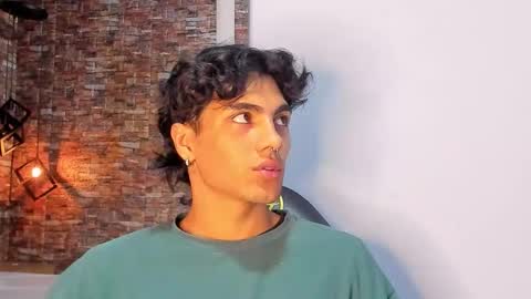 Snapshot of mattfiore chatting on December 2025 06:01:02 PM mattfiore online show from December 2025 06:01:02 PM