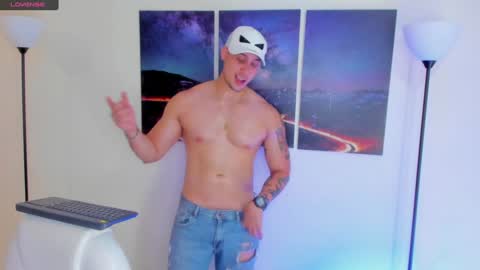 mattsaill_ online show from December 2024 02:04:01 PM