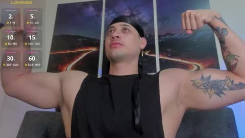 mattsaill_ online show from February 2025 10:37:02 AM