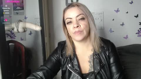 Mature liaa online show from January 2025 11:55:01 PM