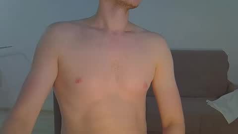 Snapshot of maxrelax90 chatting on November 2025 09:51:02 PM maxrelax90 online show from November 2025 09:51:02 PM