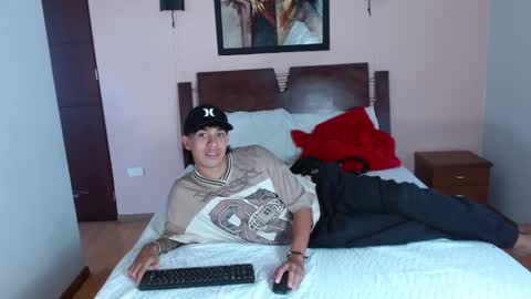 Maxx online show from September 2025 08:20:01 PM