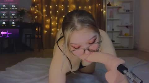 Maya  online show from February 2025 02:17:02 AM