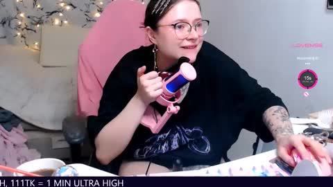 Hanna online show from March 2025 12:07:02 AM