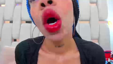 Megan online show from September 2025 01:45:01 PM