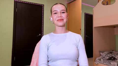 Megan online show from September 2025 02:19:01 PM