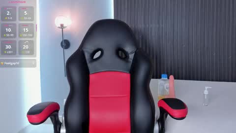 Snapshot of melanie_bonelli chatting on December 2025 04:43:02 AM Melanie Bonelli online show from December 2025 04:43:02 AM