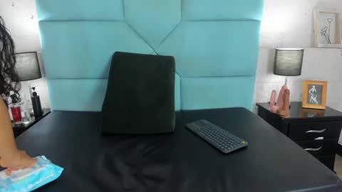 Melanny garcia online show from February 2025 12:21:02 AM