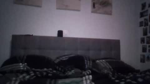 Snapshot of meldyl2020 chatting on November 2025 12:09:01 AM meldyl2020 online show from November 2025 12:09:01 AM