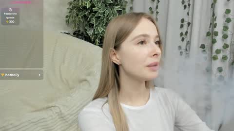 Snapshot of mell_milles chatting on February 2025 11:06:01 PM mell milles online show from February 2025 11:06:01 PM