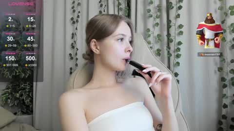 Snapshot of mell_milles chatting on November 2025 02:30:02 PM mell milles online show from November 2025 02:30:02 PM