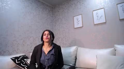 Melodi online show from January 2025 03:27:02 AM